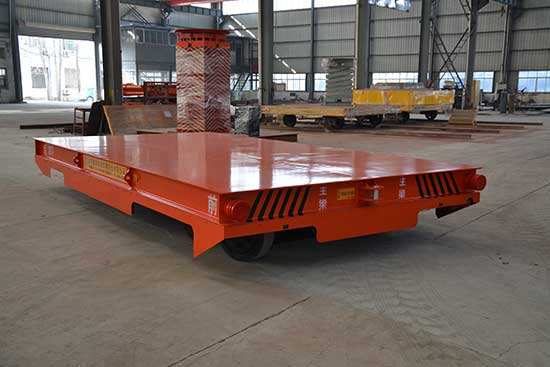 无轨胶轮电动平车